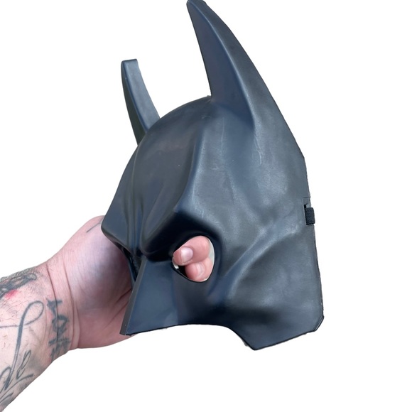 Batman Mask DC Comics Licensed Plastic The Dark Knight Rises Halloween Costume - Picture 16 of 16